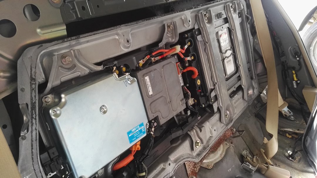 REPARACION Y MANTENIMIENTOS VEHICULOS HIBRIDOS