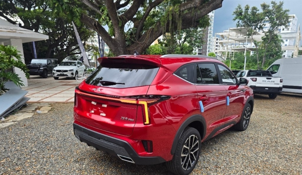 Carros, Jeepetas, Camionetas, Nuevecitas Usadas Y De Paquete!