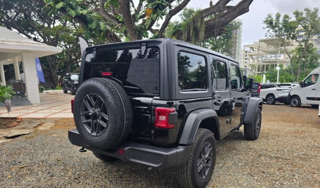 Ahi Es Que Quiero Montarme Yo!!!