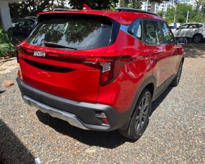 carros.charlies.dealer.kia_.seltos.2015.us28.900.roja_.4