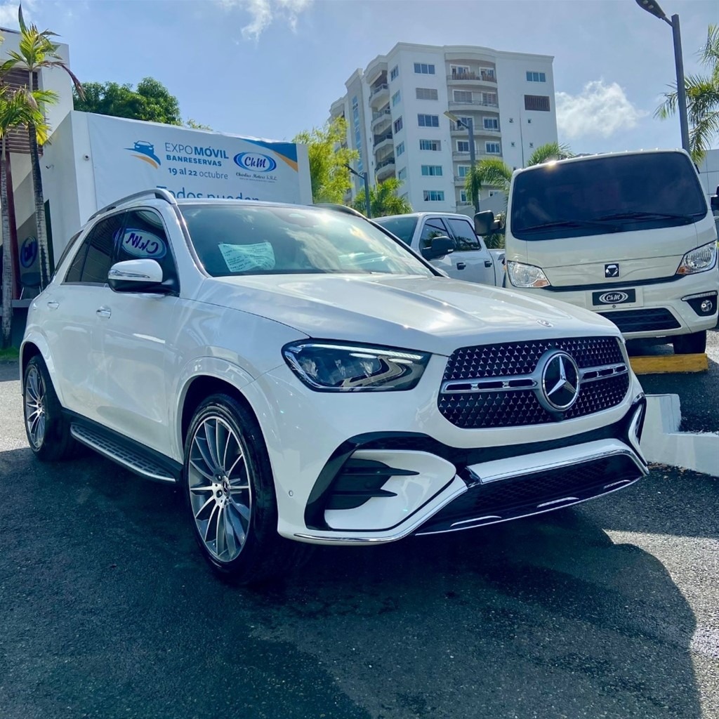 Carros, Jeepetas, Camionetas, Nuevecitas Usadas Y De Paquete!