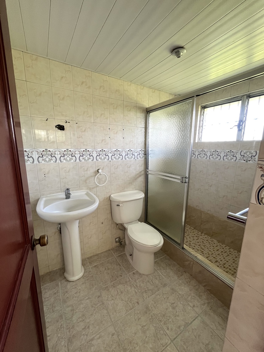 VENDO APARTAMENTO EN LA AUTOPISTA 30 DE MAYO