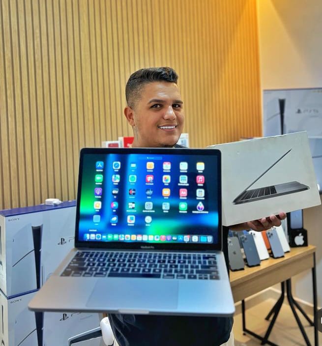PORTÁTILES APPLE MACBOOK – TODOS LOS MODELOS DISPONIBLES (VENTA AL POR MAYOR Y AL POR MENOR)