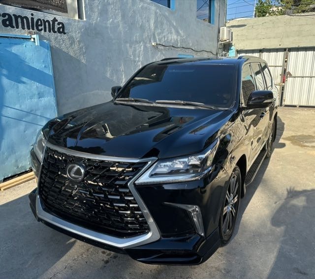 Vehiculo Dañado? Alquiler Carros Y Jeepetas Todo El Pais!