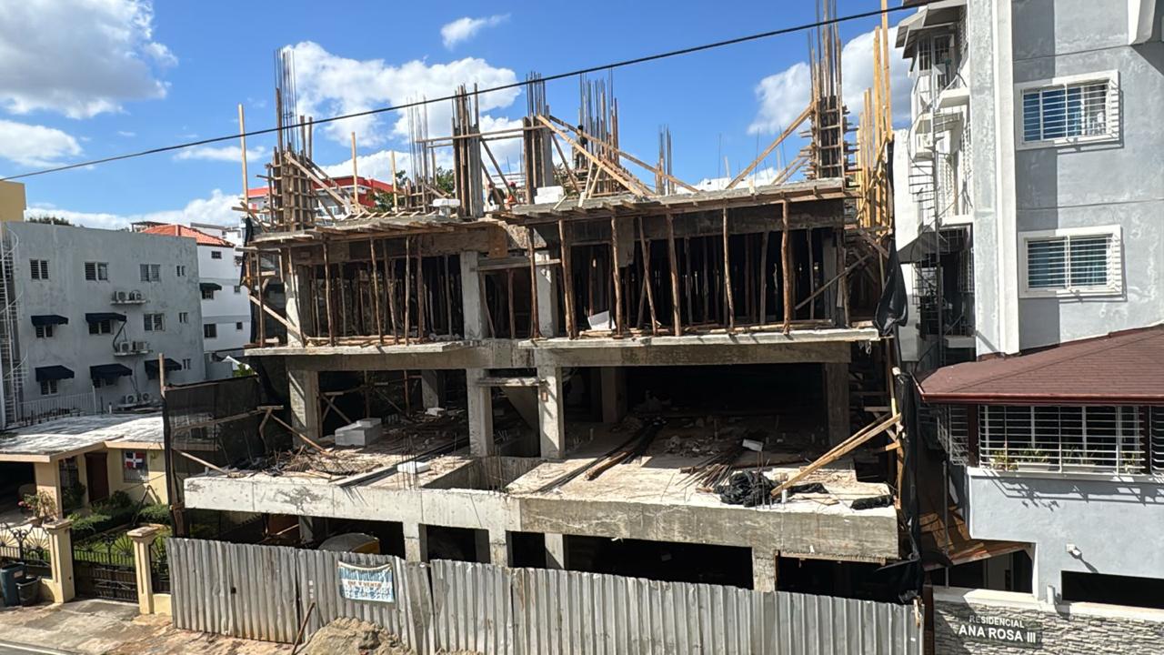 Viva En Un Lugar Centrico Y Con Vista Al Mar, Jardines Del Sur!!