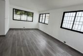 VENDO CASA EN ARROYO HONDO 2 NIVELES