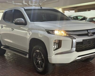 alquiler.vehiculos.175